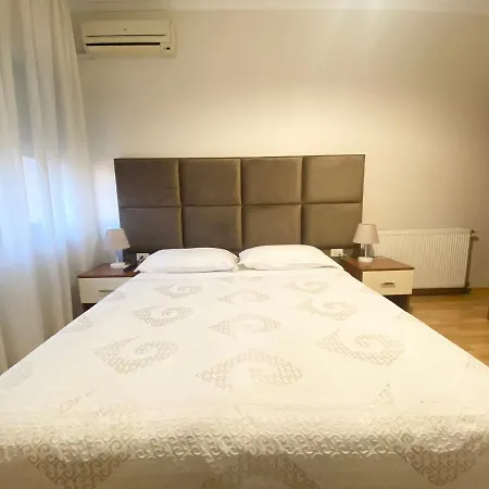 Pensionat Dionis Tirana