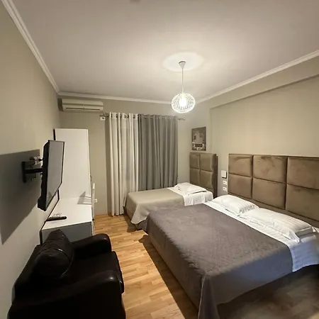 Dionis بيت ضيافة 2*