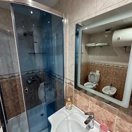 Dionis 2* Tirana