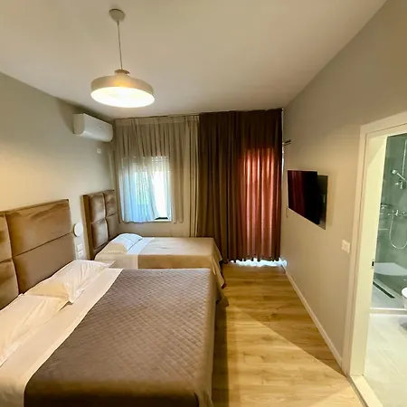 Dionis Pensionat 2*